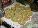 Тарталетки с раковыми шейками и авокадо